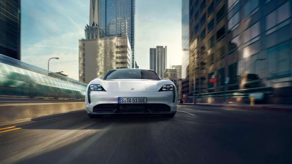 Giá xe Porsche Taycan