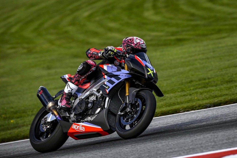 Aprilia Tuono X