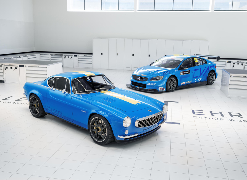 Volvo P1800 Cyan là một chiếc xe thể thao cổ điển mới được phục sinh