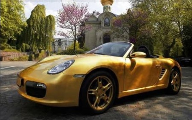 Đây là chiếc Porsche Boxster mạ vàng đầu tiên trên thế giới Đây là chiếc Porsche Boxster mạ vàng đầu tiên trên thế giới