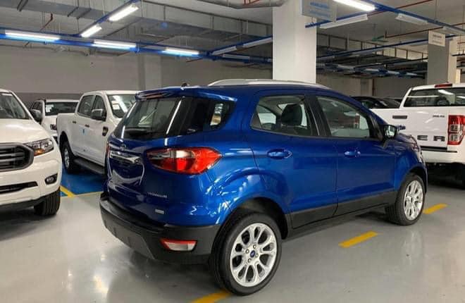 H&igrave;nh ảnh Ford EcoSport 2020 xuất hiện trong một hầm để xe đang nhận được sự quan t&acirc;m của người d&ugrave;ng