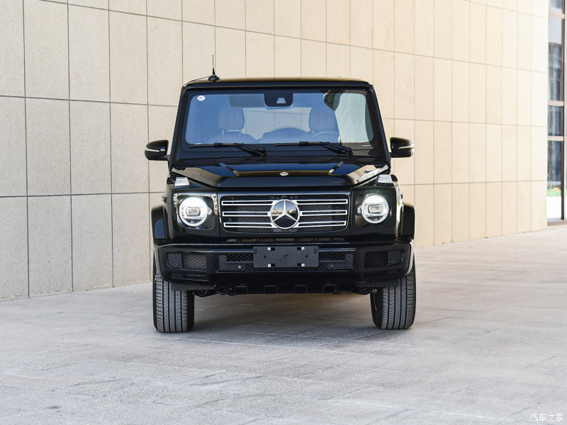 Cận cảnh thiết kế đầu xe của Mercedes-Benz G350 2020