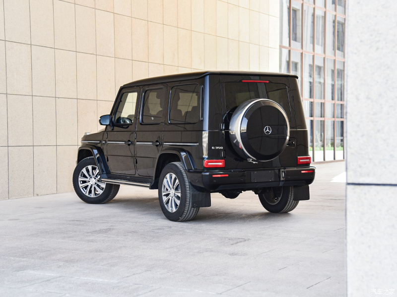 Mercedes-Benz G350 2020 dùng vành 19 inch