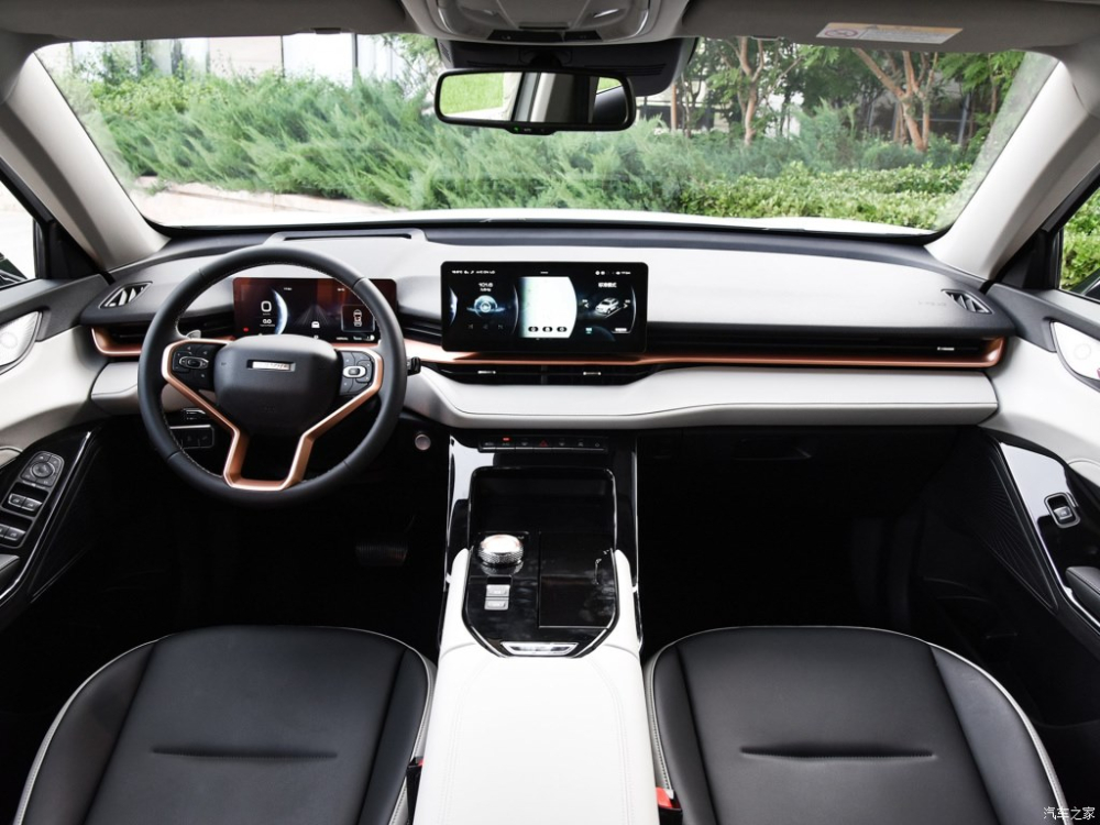 Nội thất của Haval H6 1.5T Supreme trông hiện đại, công nghệ