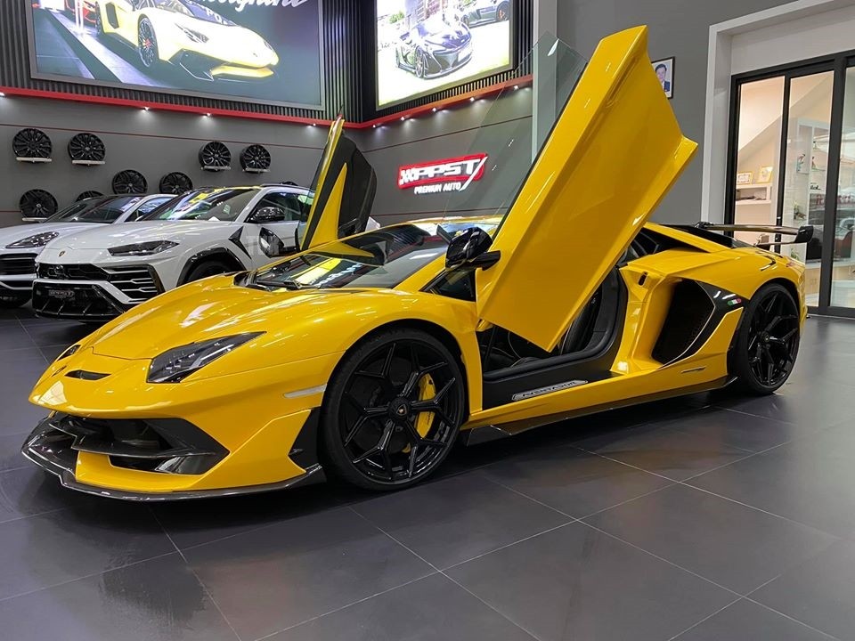 Vẻ đẹp của chiếc si&ecirc;u xe Lamborghini Aventador SVJ độc nhất nước L&agrave;o