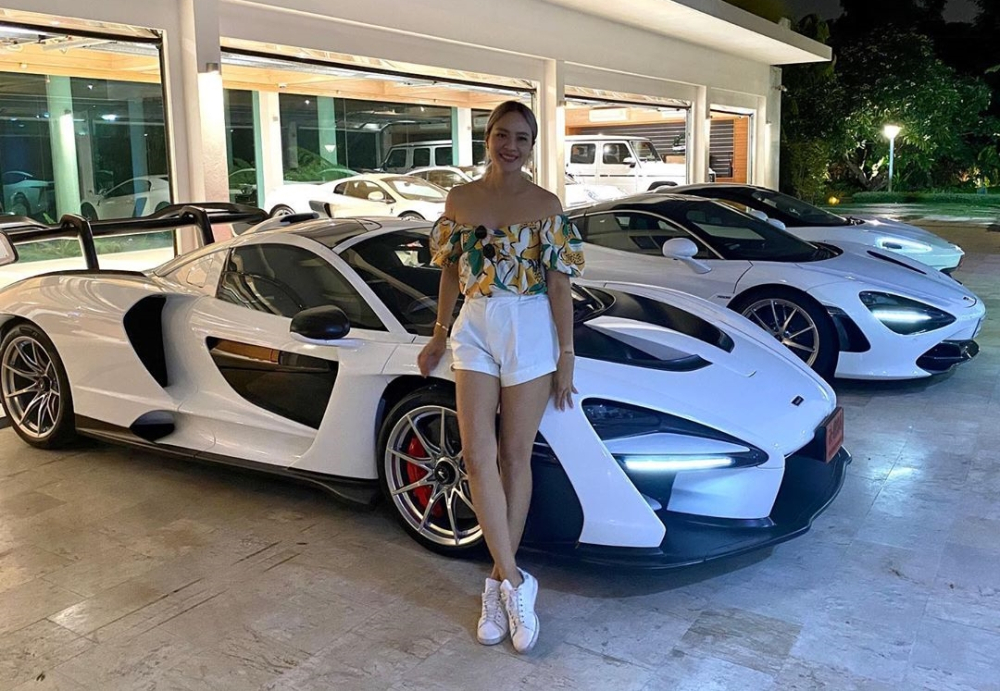Garage đ&aacute;ng mơ ước của chủ nh&acirc;n chiếc si&ecirc;u xe McLaren Senna từng định cư ở Th&aacute;i Lan