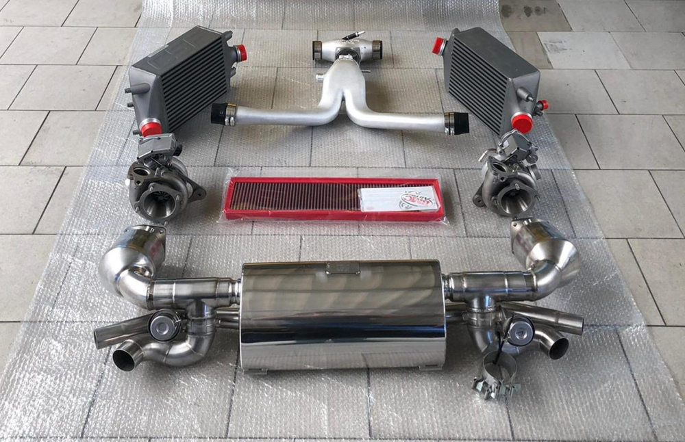 Một số trang bị độ của gói Manhart TR 850