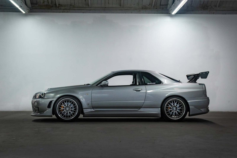 Chiếc Nissan Skyline R34 n&agrave;y đ&atilde; qua 4 đời chủ