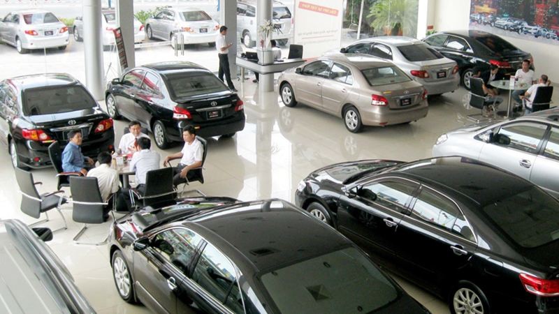 Việc t&igrave;m xe tr&ecirc;n c&aacute;c trang mua b&aacute;n &ocirc; t&ocirc; uy t&iacute;n giờ đ&acirc;y đ&atilde; thuận tiện hơn khi c&oacute; nhiều showroom tư nh&acirc;n cũng tham gia đăng b&agrave;i
