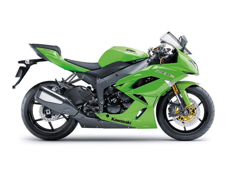 Phi&ecirc;n bản trường đua của Kawasaki ZX-6R