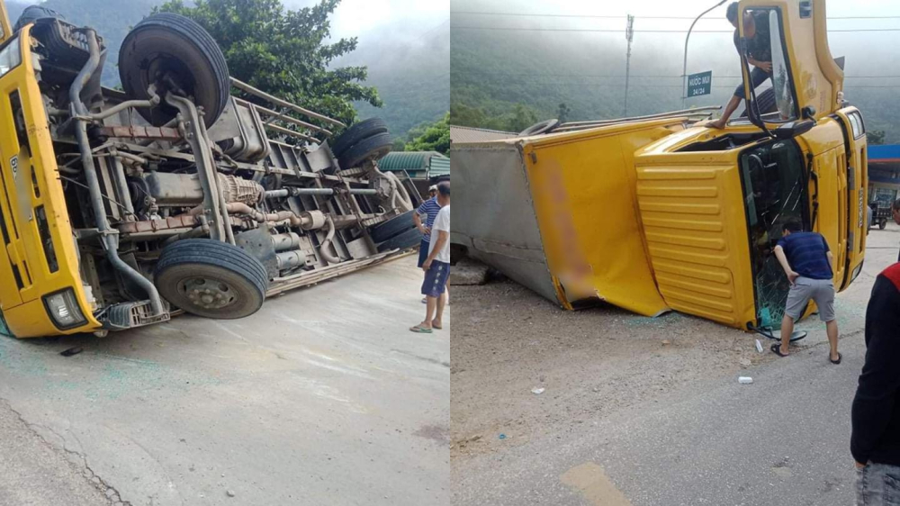 Hiện trường vụ xe tải lật nghiêng trên QL15 vào sáng nay Hiện trường vụ xe tải lật nghiêng trên QL15 vào sáng nay