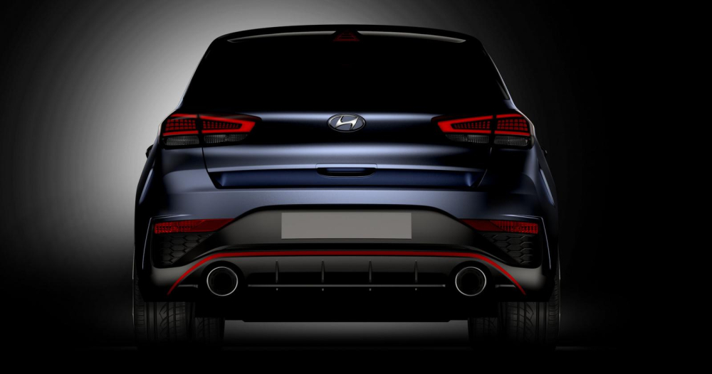 Đằng sau Hyundai i30 N 2021 c&oacute; đ&egrave;n hậu mới