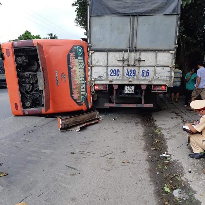 Hiện trường vụ tai nạn tại Ninh B&igrave;nh