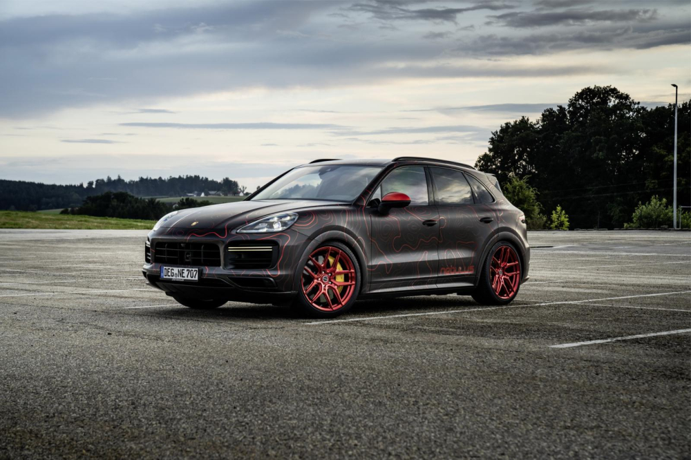 Phía trước của Porsche Cayenne độ bởi Nebulus Phía trước của Porsche Cayenne độ bởi Nebulus