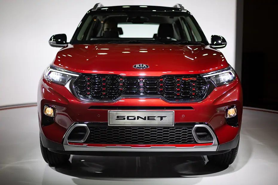 Cận cảnh thiết kế đầu xe của Kia Sonet 2021