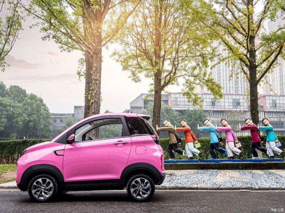 Oshan Neo II m&agrave;u hồng ch&iacute;nh h&atilde;ng