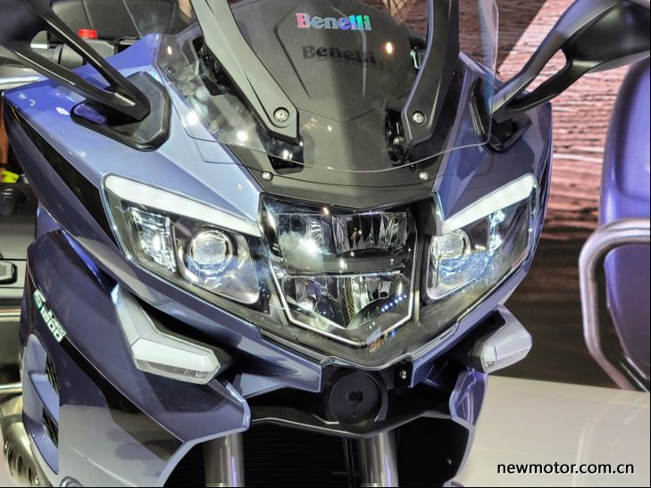 Cụm đèn pha Benelli 1200GT Cụm đèn pha Benelli 1200GT