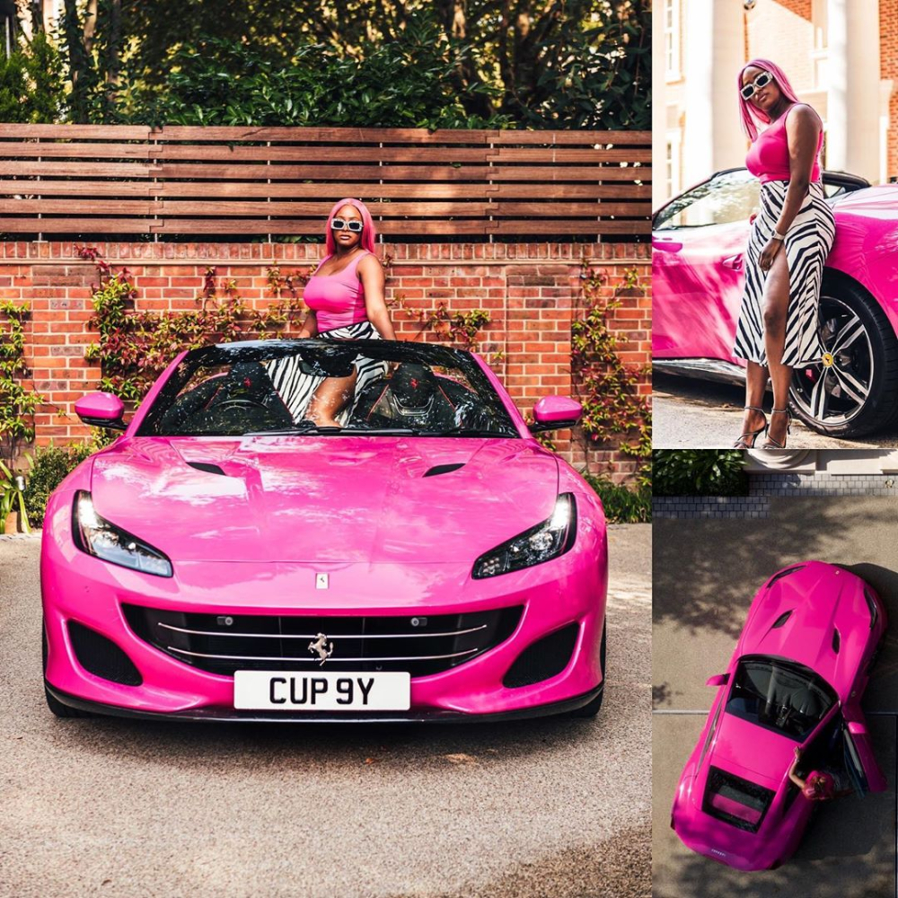 Chiếc Ferrari Portofino m&agrave;u hồng l&agrave; sản phẩm d&aacute;n đề-can, nguy&ecirc;n bản xe c&oacute; m&agrave;u đen