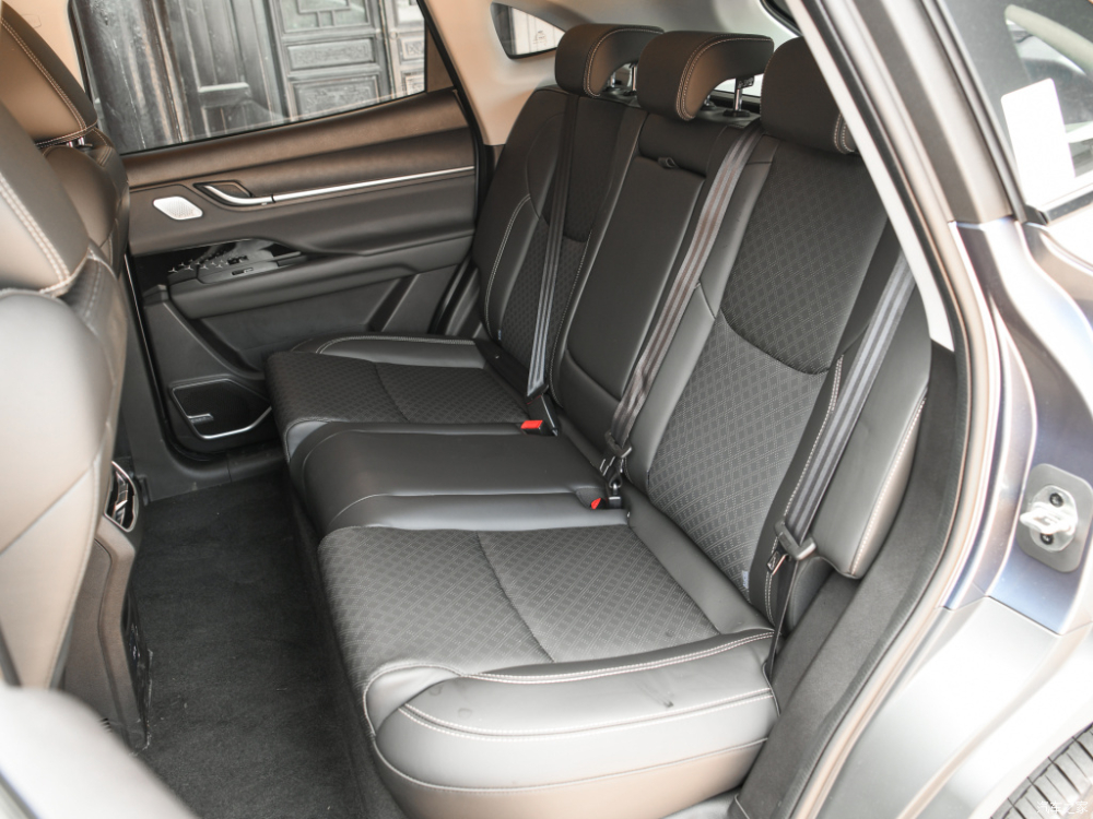 H&agrave;ng ghế sau&nbsp;của Chery Ant
