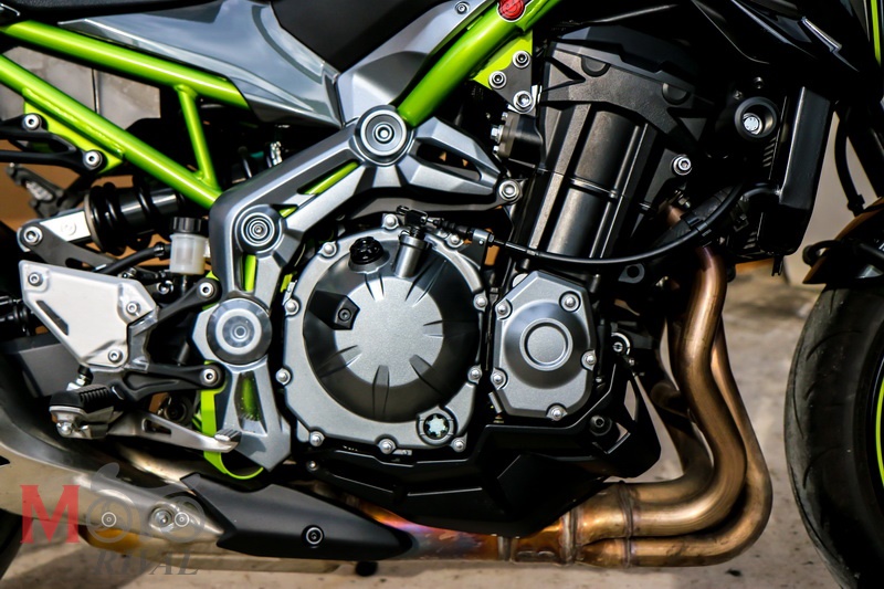 Kawasaki Z900 2021 được cập nhật m&agrave;u mới