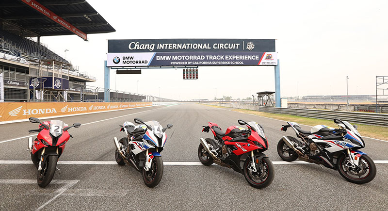 BMW M1000RR sẽ là mẫu xe street racing mạnh nhất của BMW Motorrad BMW M1000RR sẽ là mẫu xe street racing mạnh nhất của BMW Motorrad