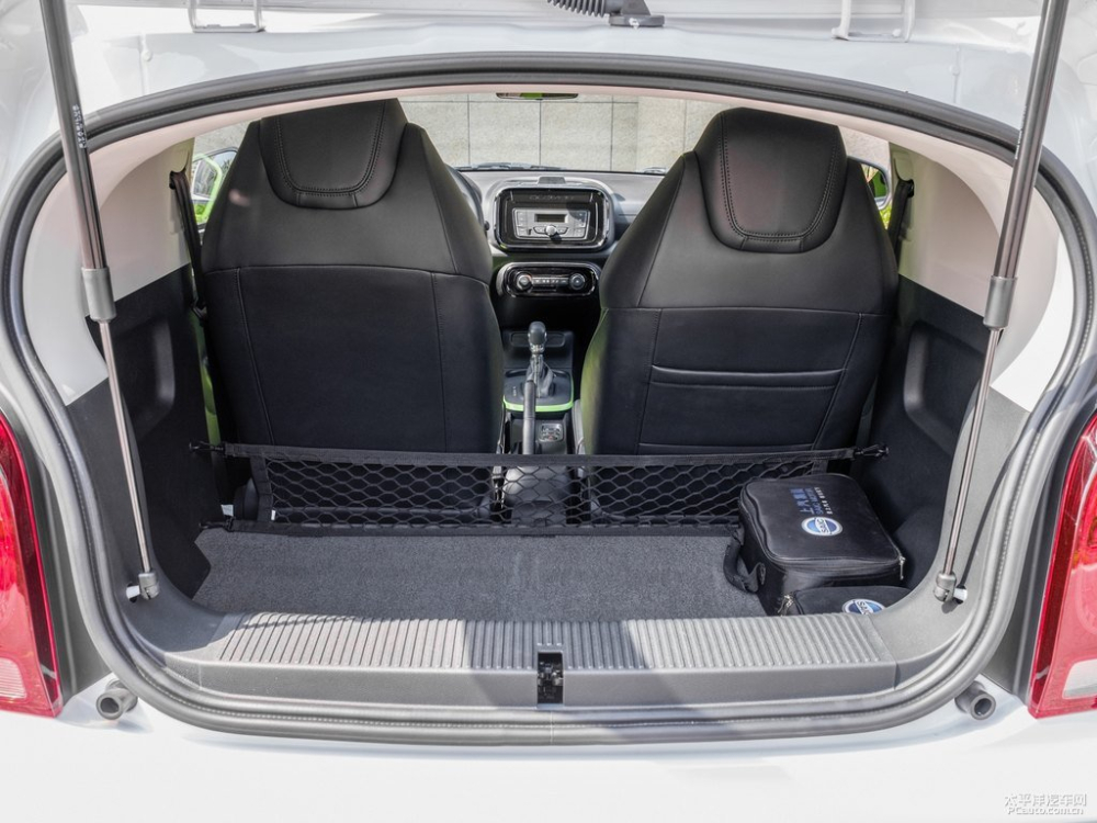 Không gian chứa hành lý của Roewe Clever Không gian chứa hành lý của Roewe Clever