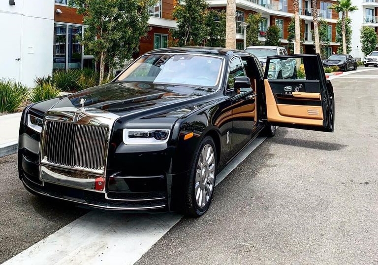 Rolls-Royce Phantom thế hệ thứ 8 có giá không dưới 46 tỷ đồng tại Việt Nam