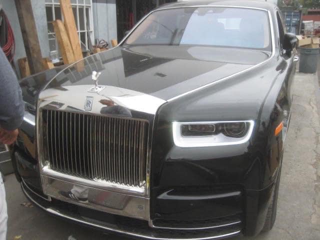 Xe siêu sang Rolls-Royce Phantom thế hệ thứ 8 có đèn pha LED hoàn toàn mới