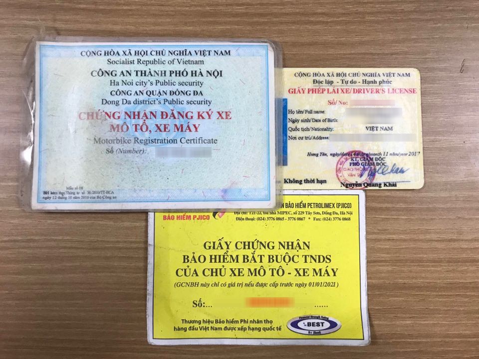 lỗi không mang bảo hiểm xe máy