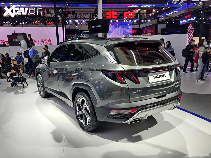 Hyundai Tucson L 2021 c&oacute; thiết kế giống bản trục cơ sở ti&ecirc;u chuẩn đ&atilde; ra mắt trước đ&oacute;