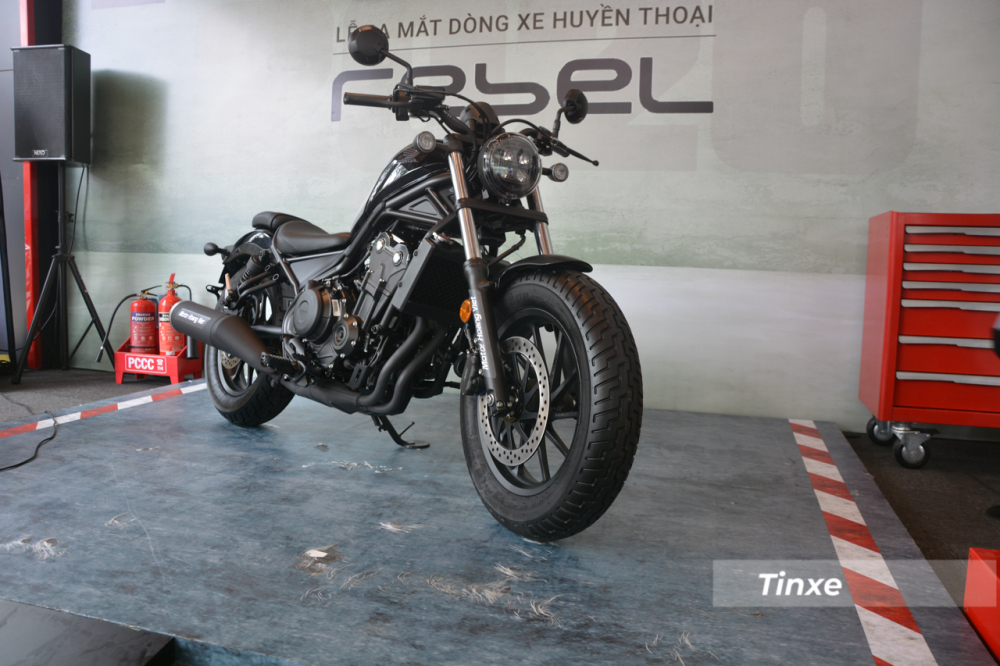 Honda Rebel 500 2020 có giá bán chính hãng 180 triệu đồng, không thay đổi so với bản cũ