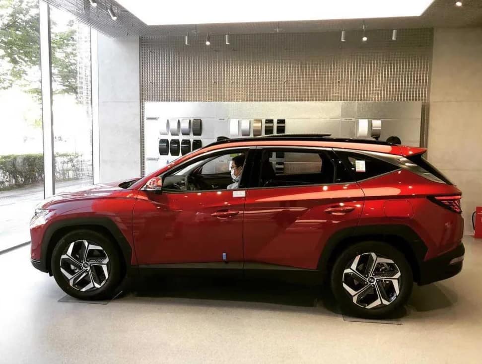 Thiết kế bên sườn của Hyundai Tucson 2021