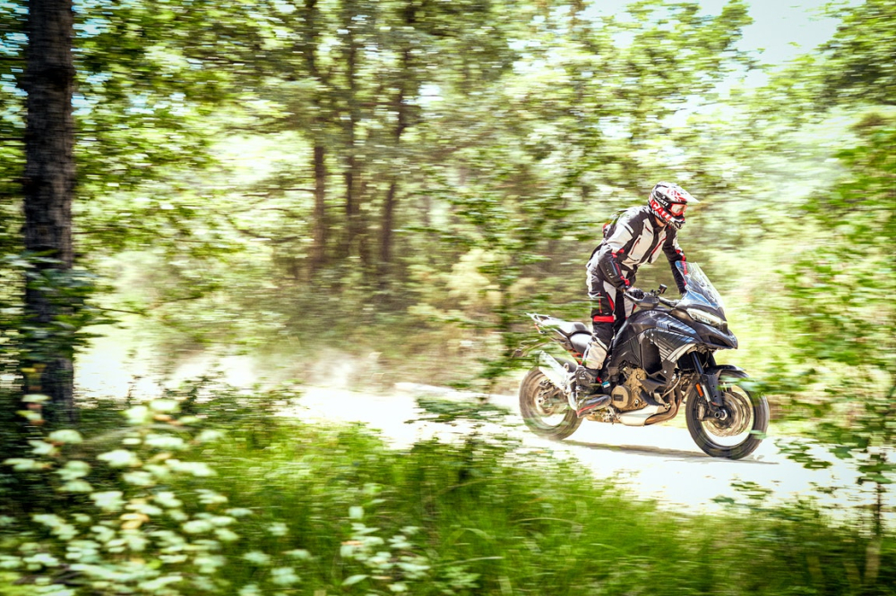 Ducati Multistrada V4 sẽ ra mắt vào tháng 10 tại sự kiện Ducati World Premiere 2021 Ducati Multistrada V4 sẽ ra mắt vào tháng 10 tại sự kiện Ducati World Premiere 2021
