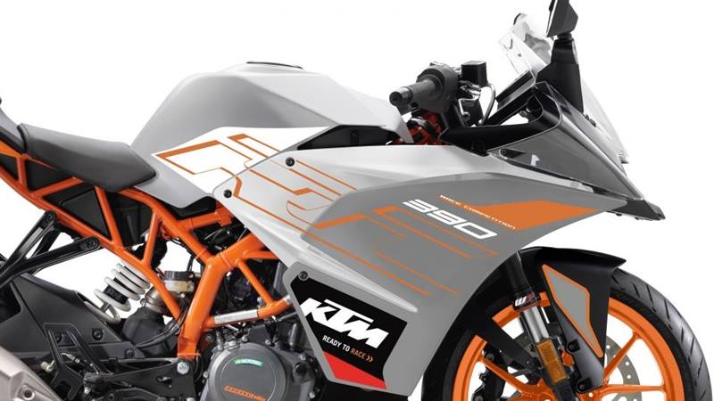 Màu áo mới trên KTM RC390 2021