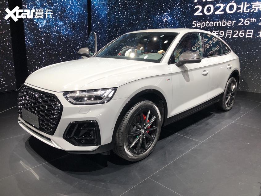 Động cơ của Audi Q5L Sportback 2021 yếu hơn Q5 Sportback ở thị trường quốc tế