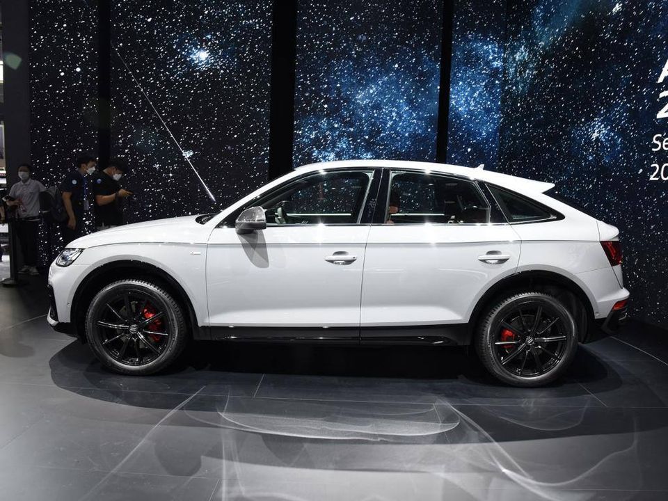 Audi Q5L Sportback 2021 d&agrave;i hơn 89 mm so với Q5 Sportback
