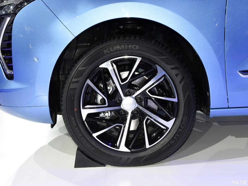 Cận cảnh bộ la-zăng của Haval First Love