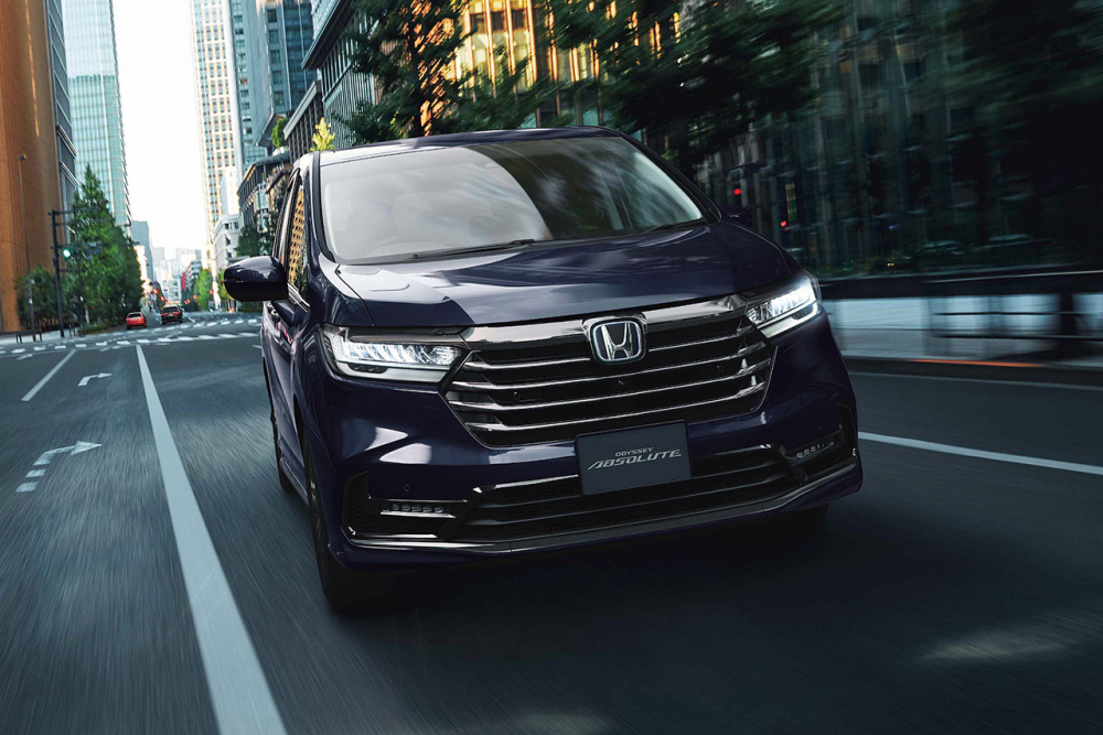 Honda Odyssey 2021 sở hữu thiết kế đầu xe thể thao hơn