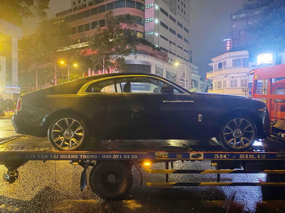 Chiếc xe siêu sang Rolls-Royce Wraith có bộ mâm rất cá tính