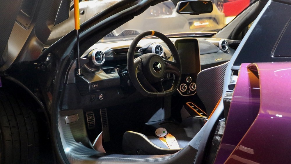 Nội thất si&ecirc;u xe McLaren Senna của doanh nh&acirc;n quận 12