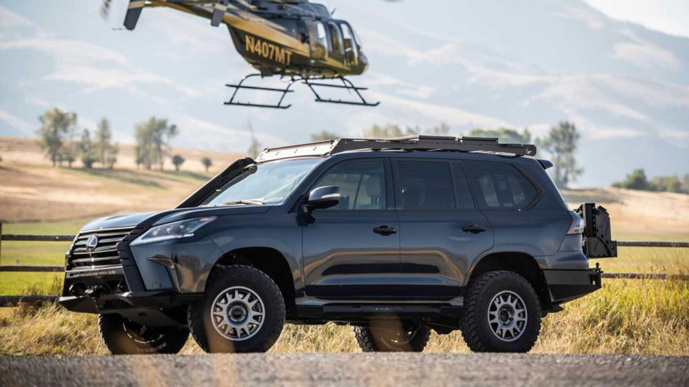 Bên sườn của Lexus LX J201 Concept