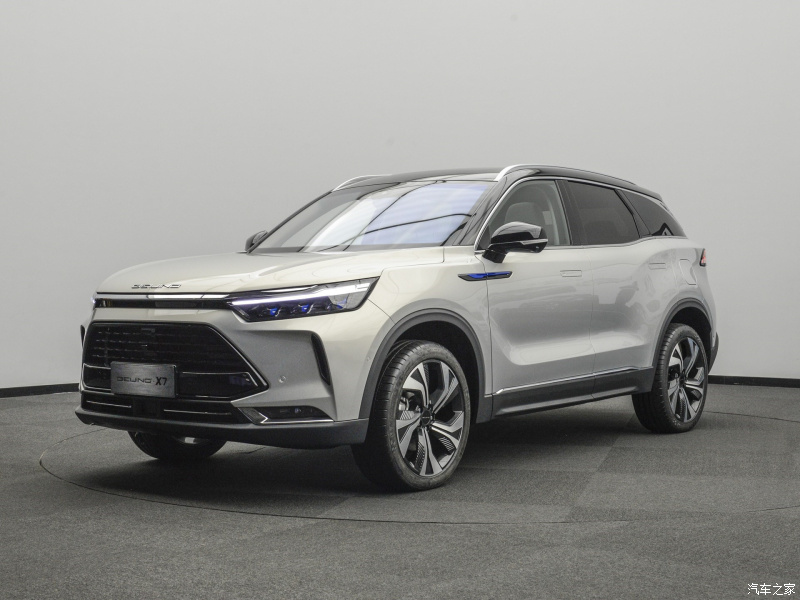 Beijing X7 sở hữu thiết kế đơn giản, hiện đại