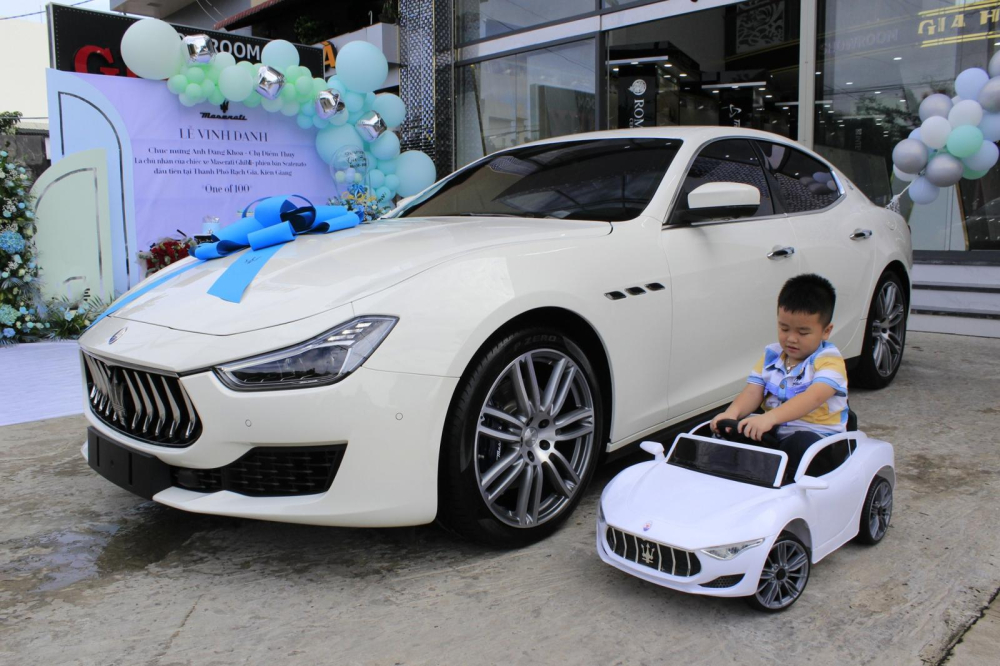 Maserati Ghibli Scatenato, phi&ecirc;n bản giới hạn 100 chiếc về l&agrave;m d&acirc;u tại Ki&ecirc;n Giang
