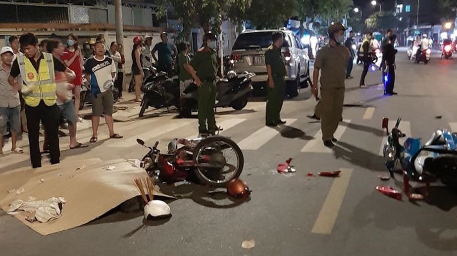 Ba xe máy va chạm ở Vũng Tàu, 3 người thương vong
