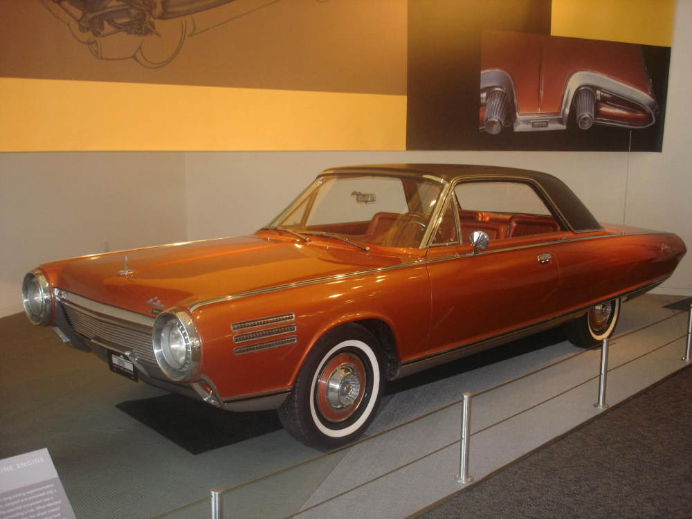 Xe Chrysler trang bị động cơ Turbine