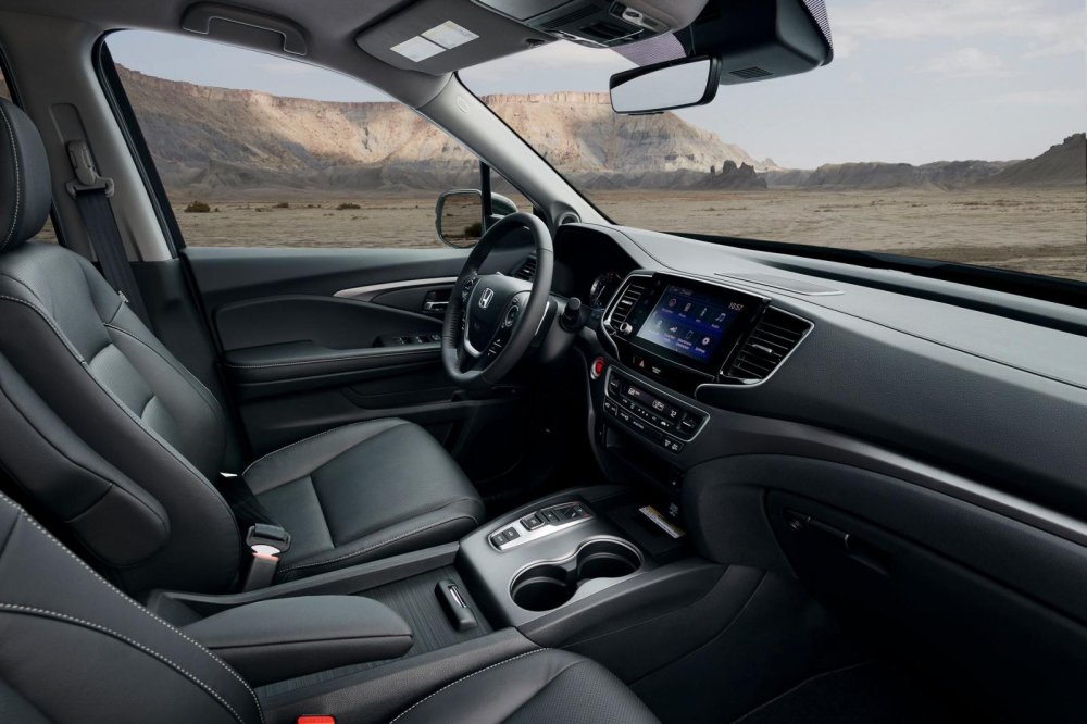 Honda Ridgeline 2021 không thay đổi nhiều trong nội thất