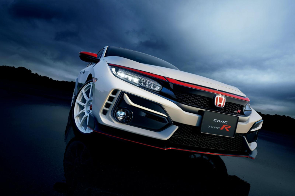 Honda Civic Type R 2021 với những phụ kiện ch&iacute;nh h&atilde;ng tại thị trường Nhật Bản