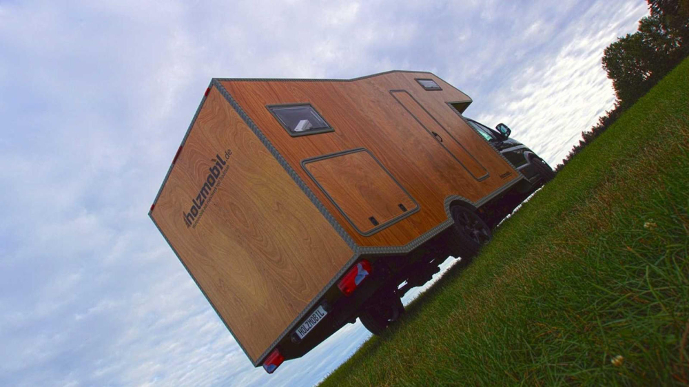 Ph&iacute;a sau của xe van cắm trại&nbsp;Holzmobil