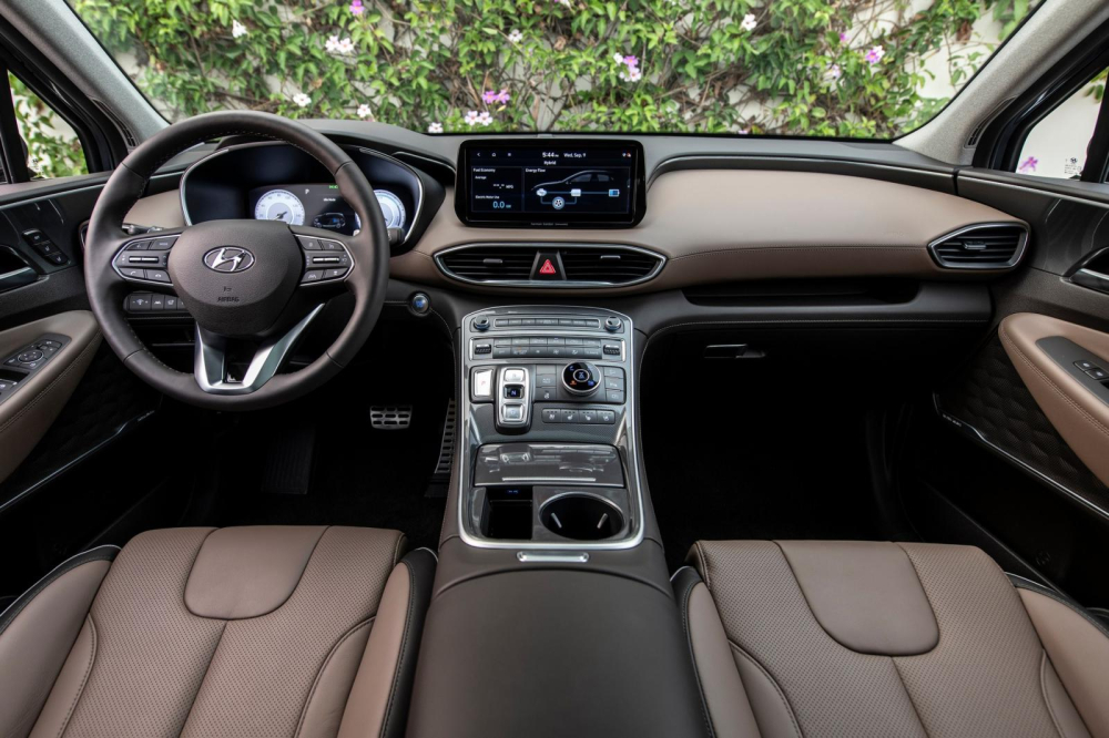 Nội thất bên trong Hyundai Santa Fe 2021