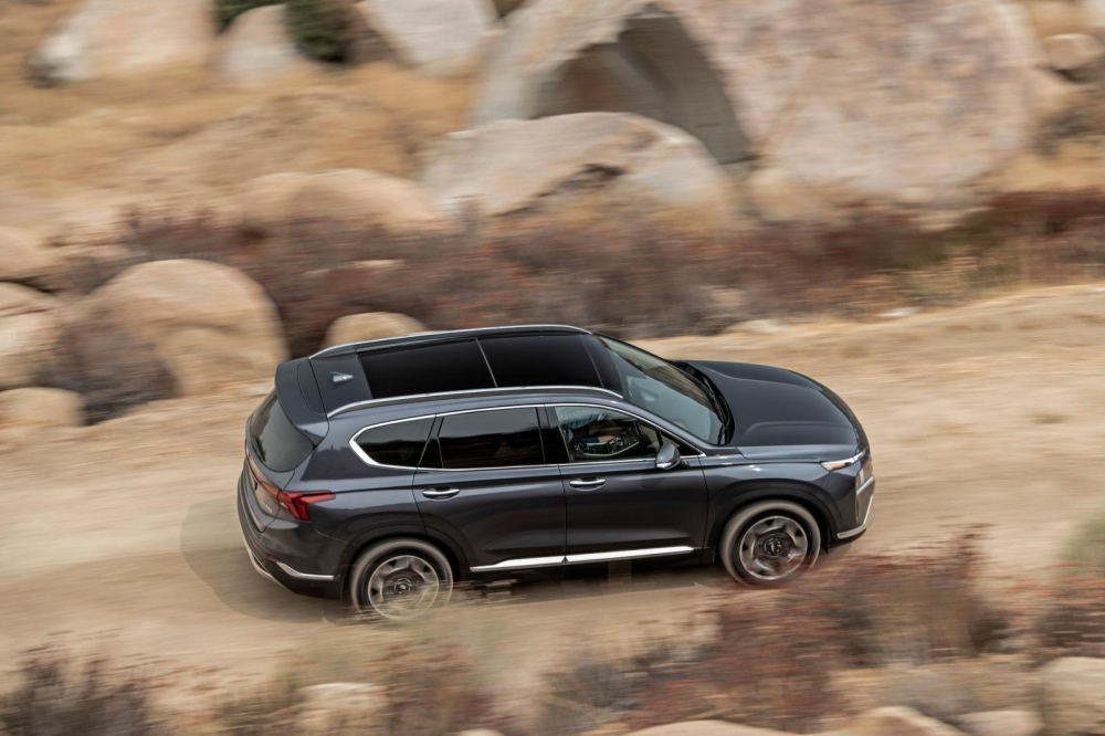 Hyundai Santa Fe 2021 có nhiều trang bị an toàn